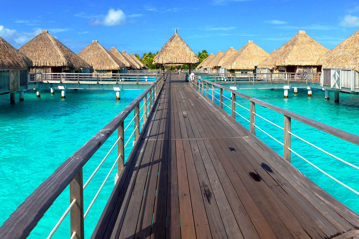 bora_bora/bora_st_regis_panorama_cropped