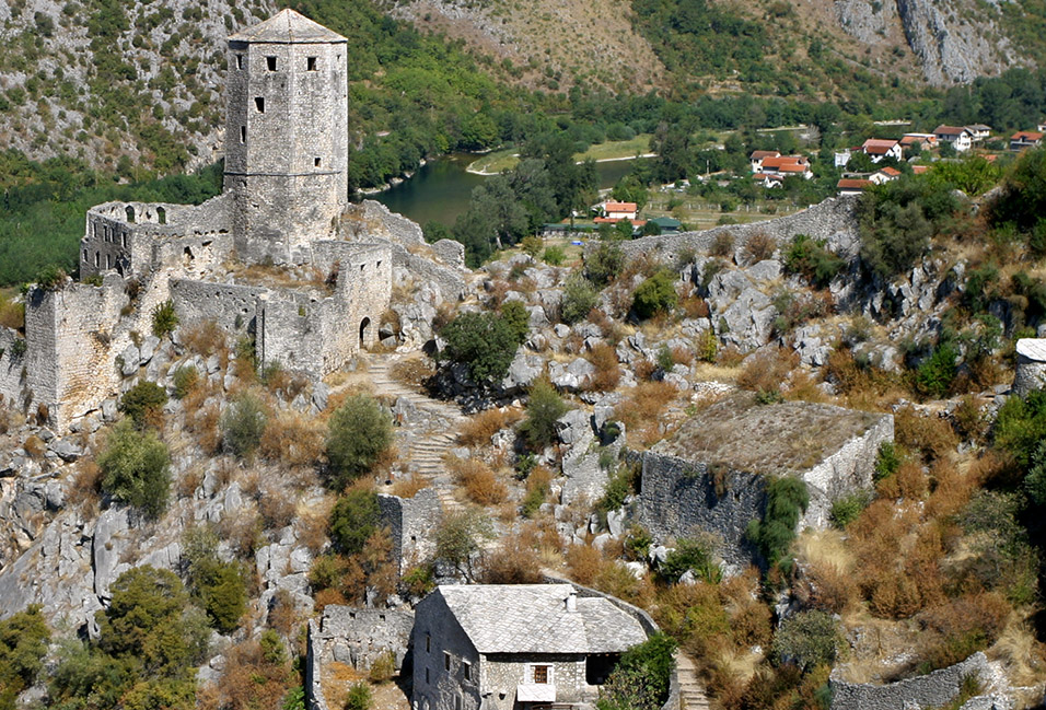 bosnia/pocitelj_tower_stone