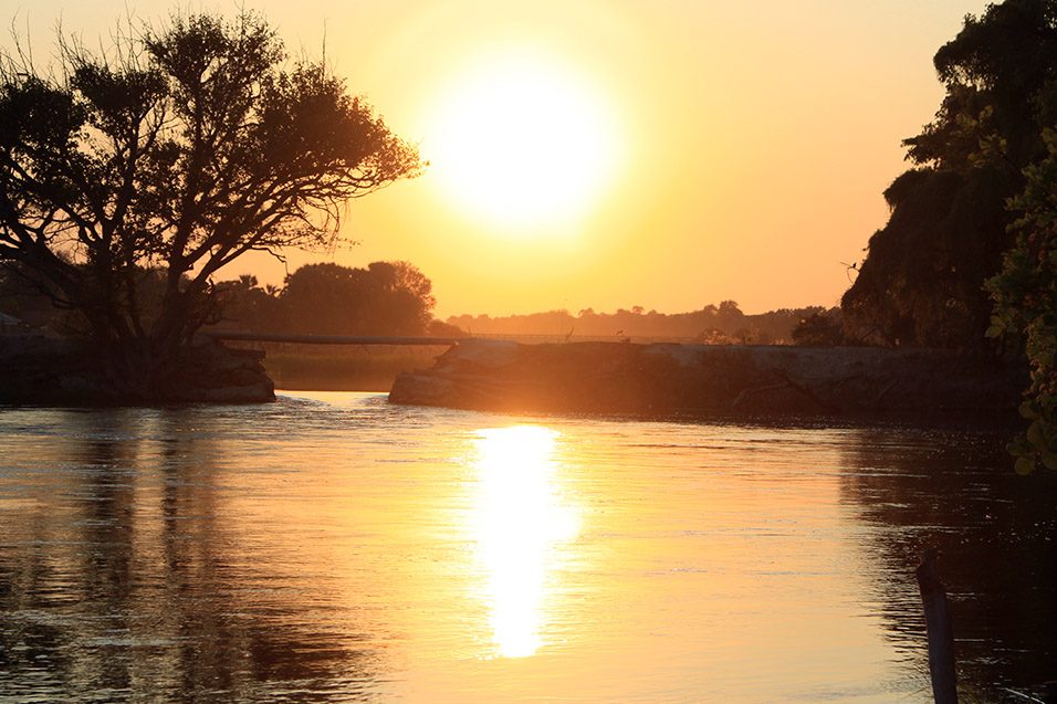 botswana/maun_old_bridge