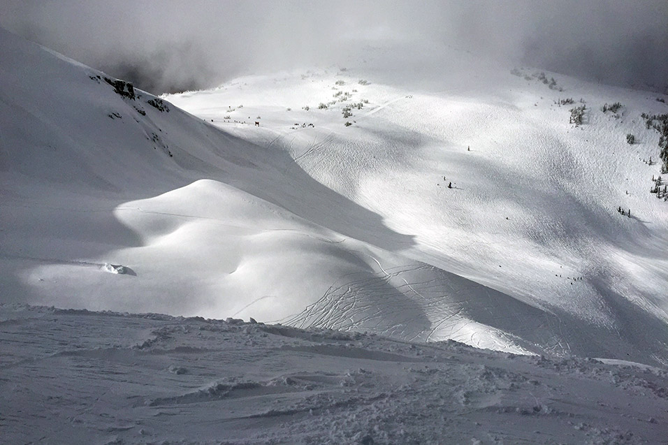 canada/whistler_flute_bowl_contrast