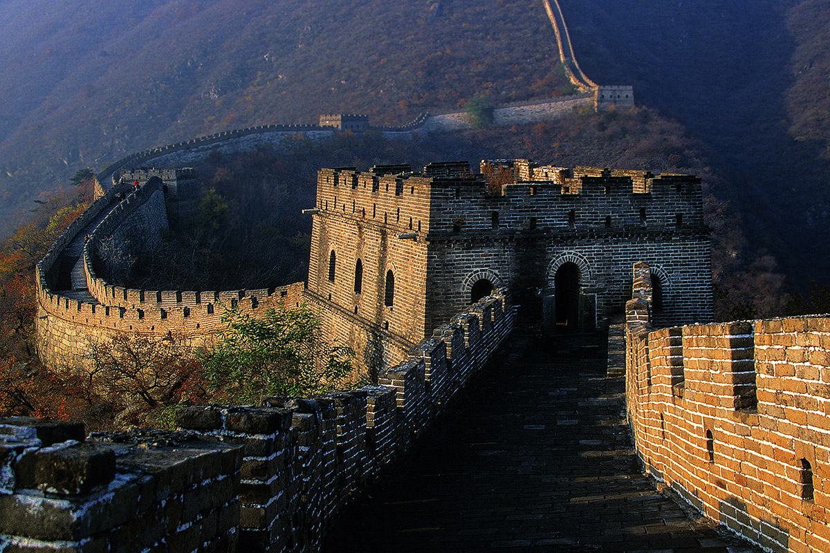 china/2004/mutianyu_tower_path