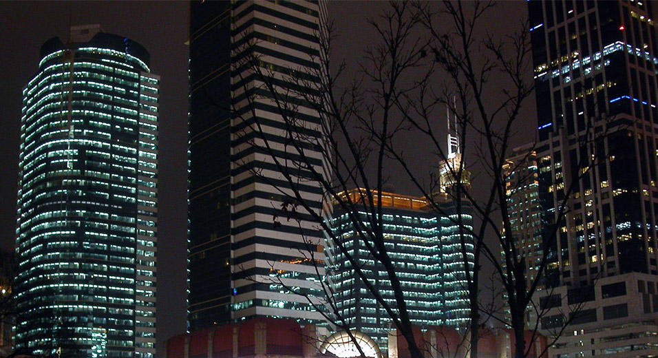 china/2004/night_building_pond