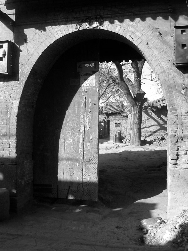 china/2004/pingyao_gate