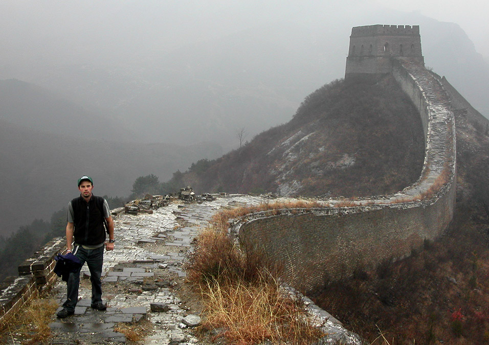 china/2004/simatai_brian_worn_wall