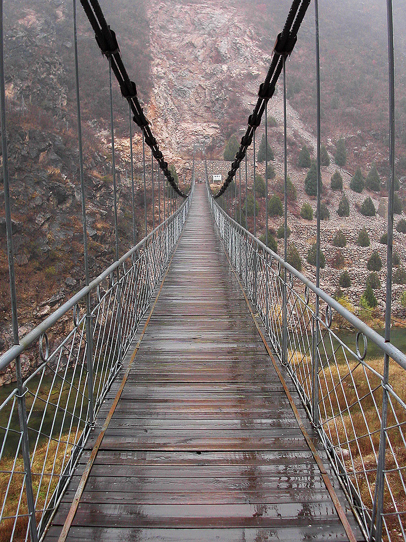 china/2004/simatai_brian_bridge