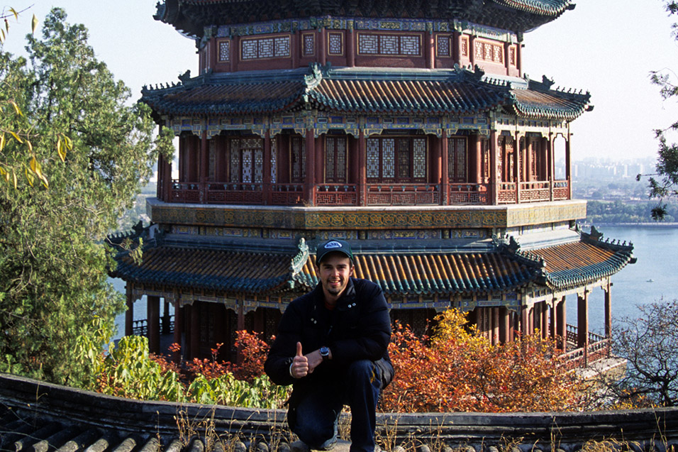 china/2004/sum_pal_brian_tower_fragrance_buddha