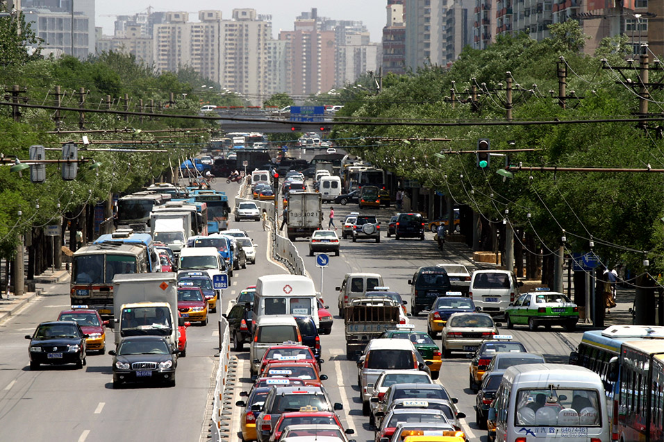 china/2006/beijing_crosstown_traffic