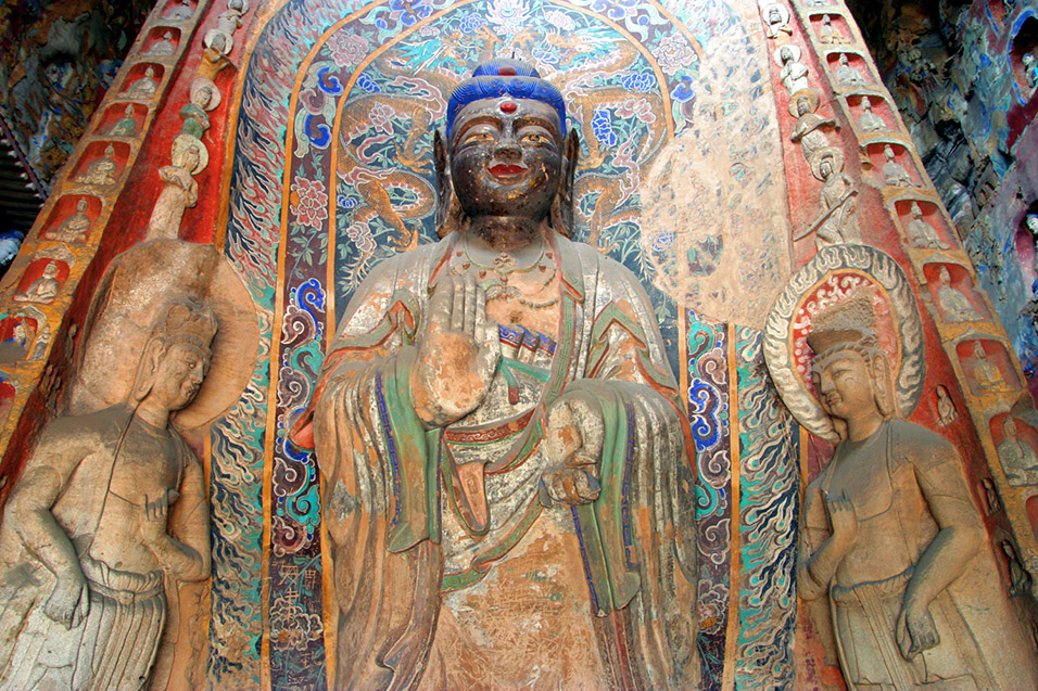 china/2006/datong_yungang_buddha_hippy