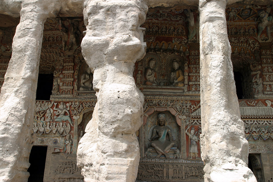 china/2006/datong_yungang_pillars