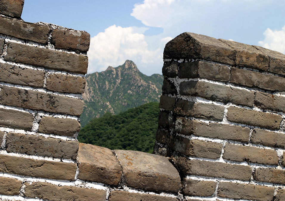 china/2006/mutianyu_wall_mountains