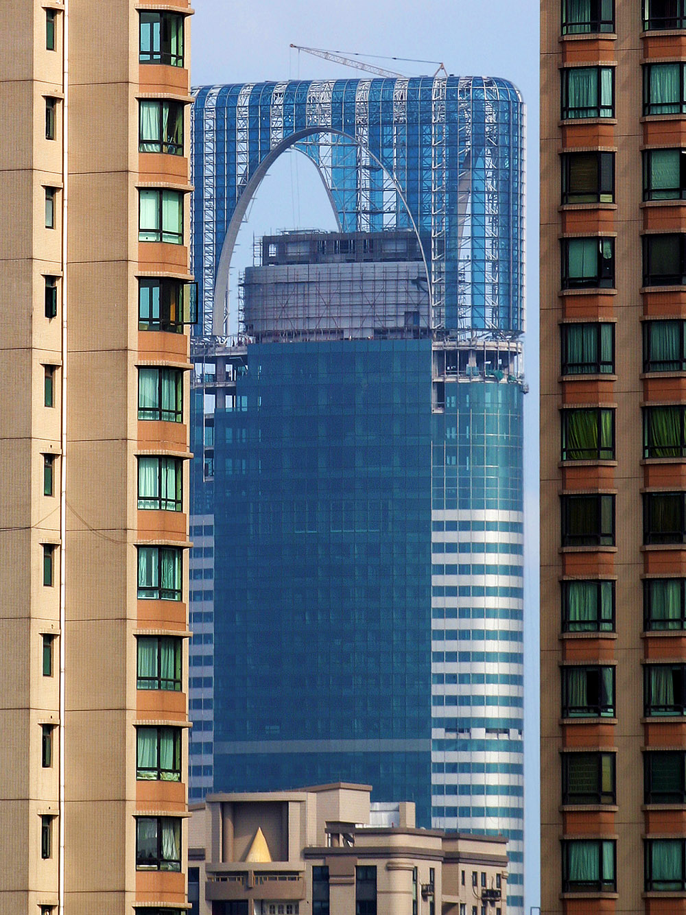 china/2006/shanghai_future_building