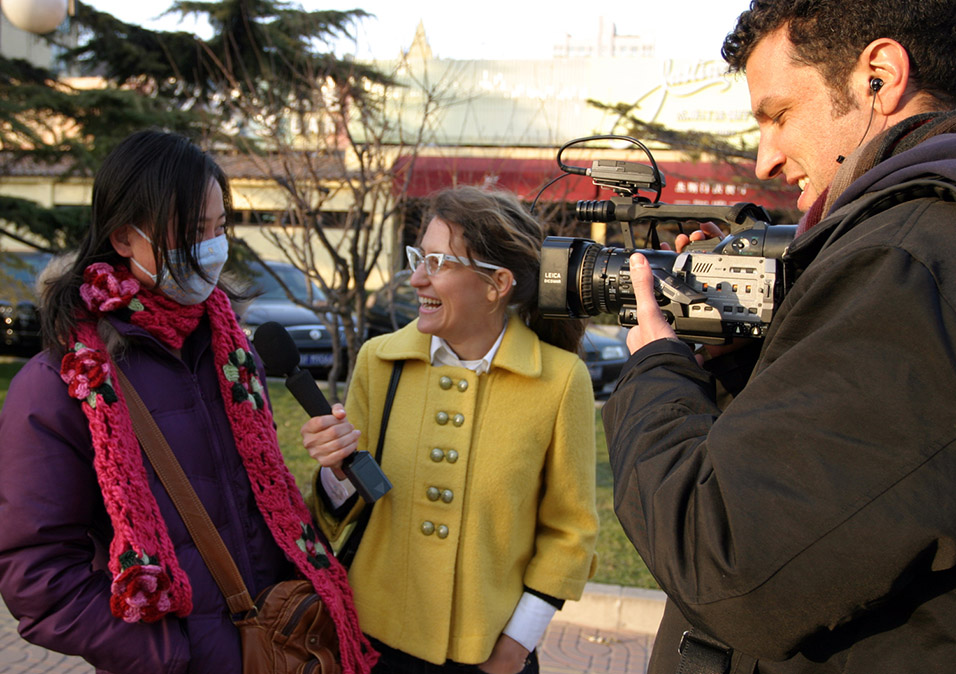 china/2007/beijing_luke_anna_sophie_interview