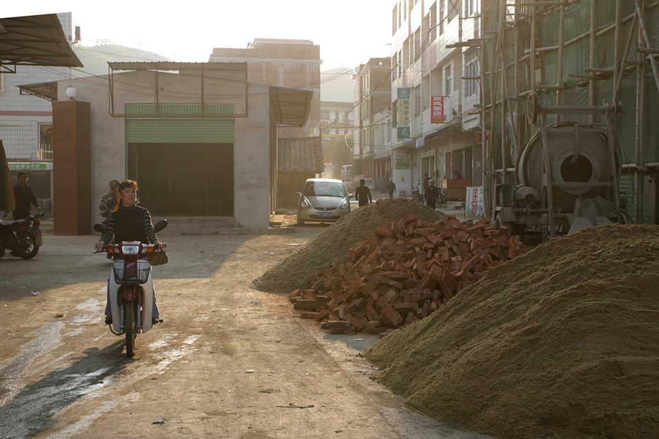 china/2007/hakka_construction