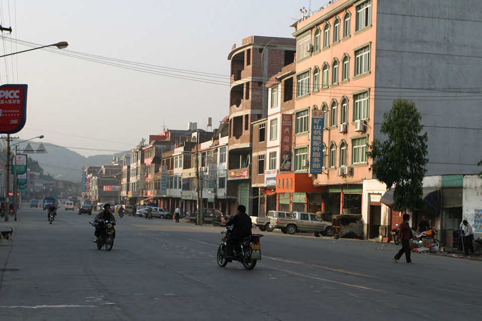 china/2007/hakka_typical_town