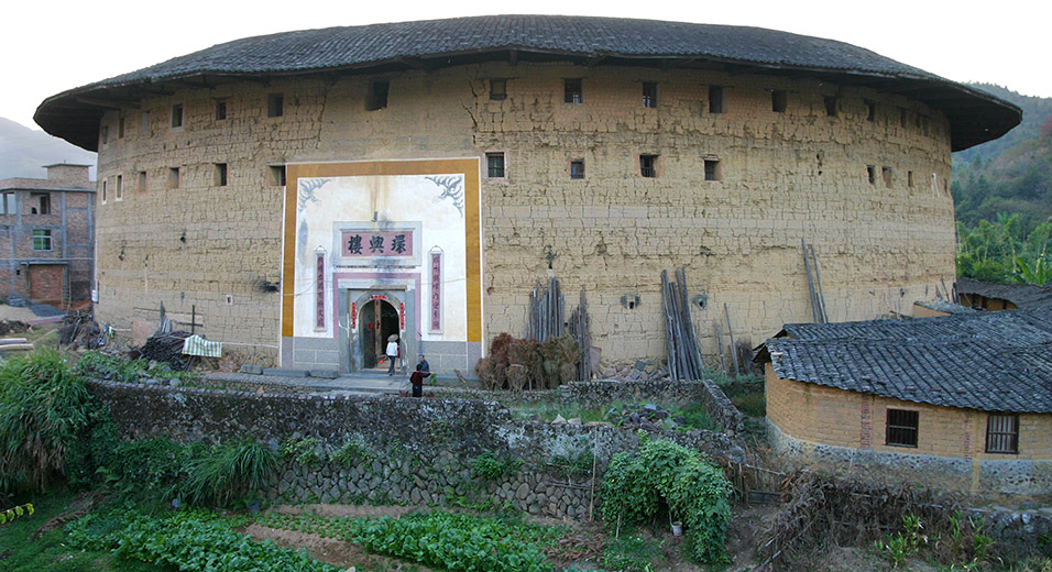 china/2007/tulou_old_garden