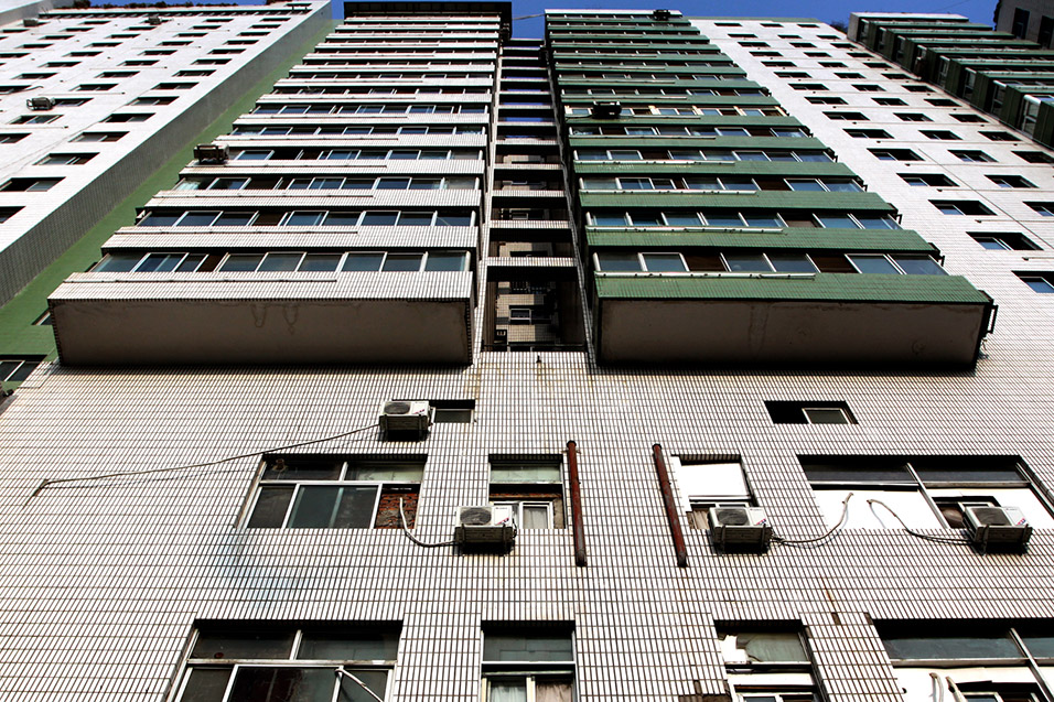 china/2010/lanzhou_white_tiles_up