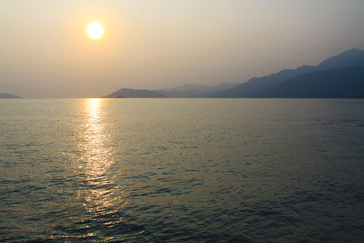 china/2012/hk_jen_boat