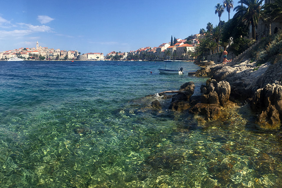 croatia/2016/korcula_bay_town_view