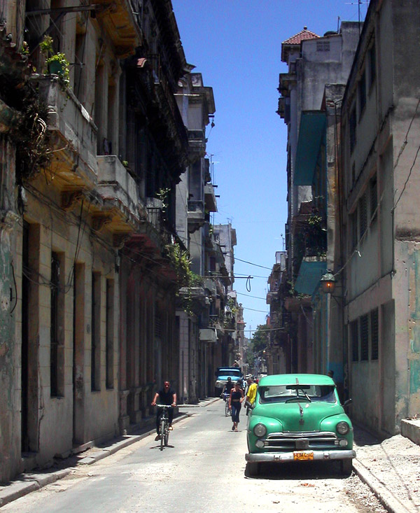 cuba/cars_aqua