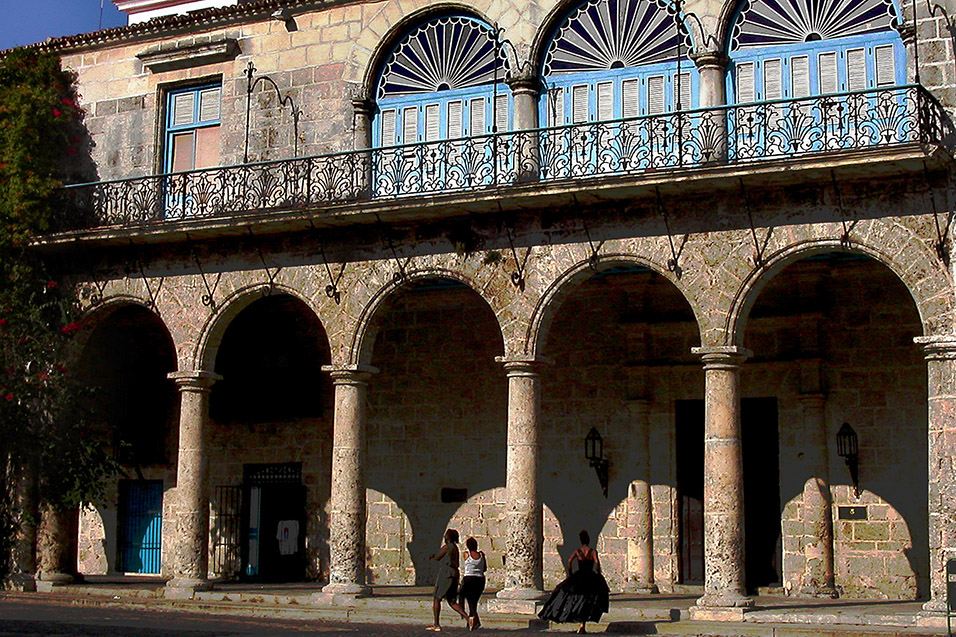 cuba/plaza_building