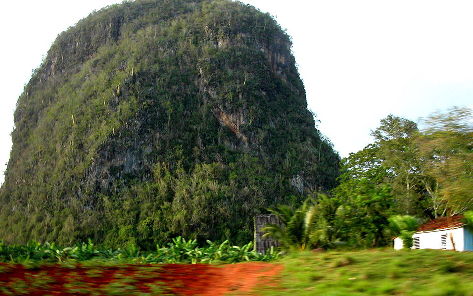 cuba/vinales_moving_mound