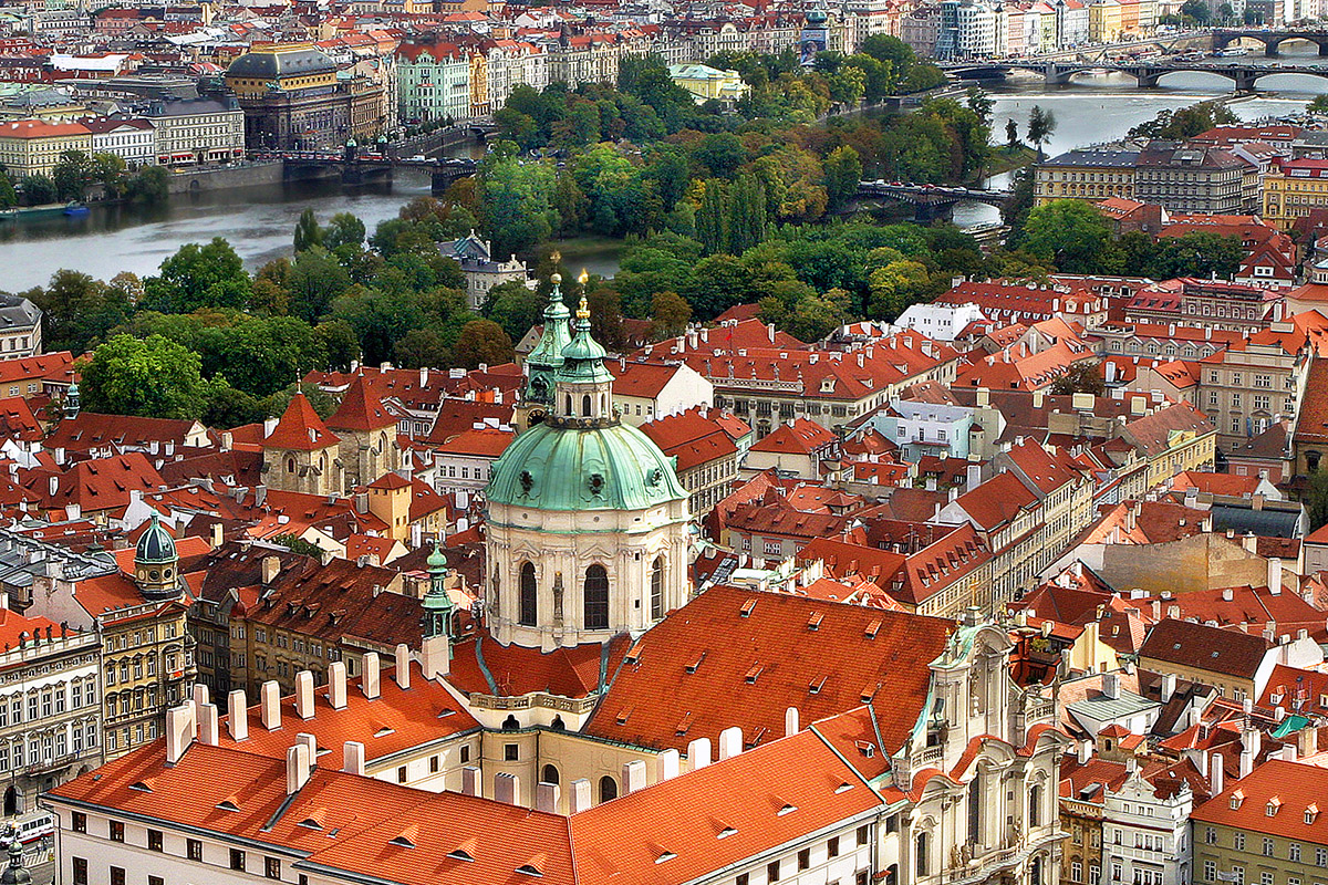 czech/prague_view_city