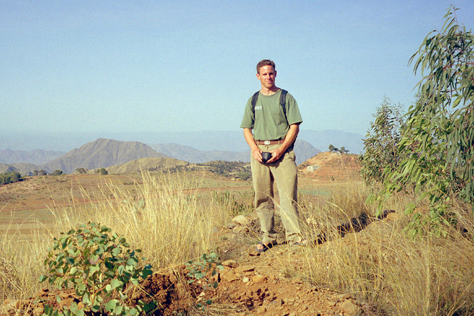 eritrea/asmara_hike_todd_pose