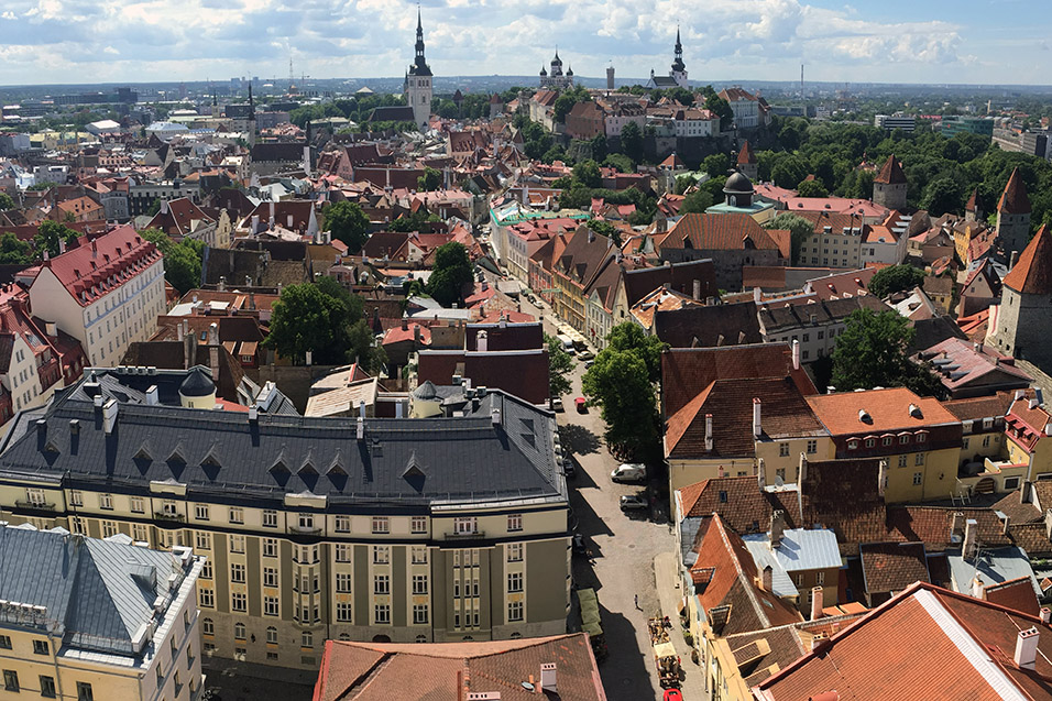 estonia/tallinn_view_from_dome_church