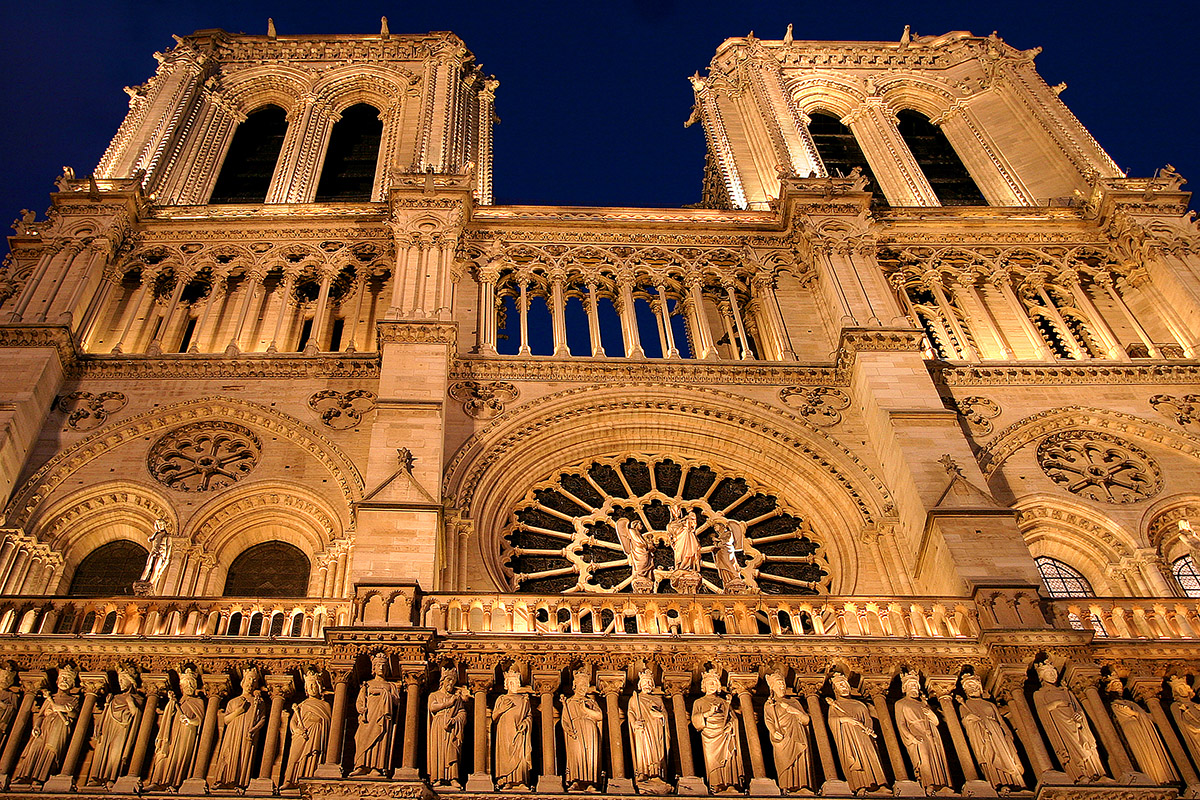 france/paris_notre_dam_night_2