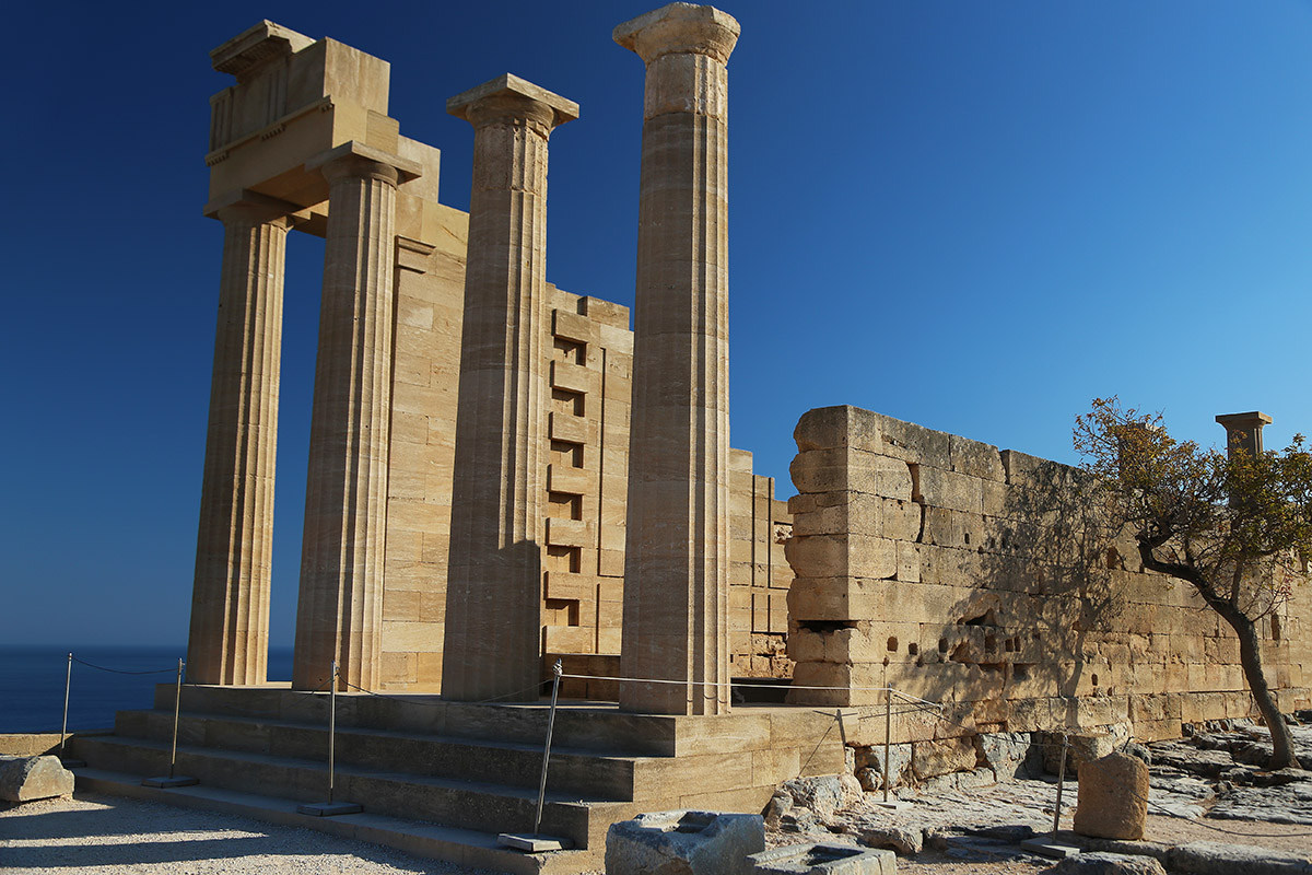 greece/athens_columns_close