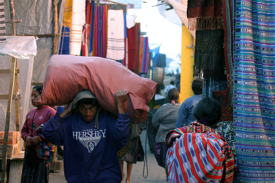 guatemala/chichi_carrying_a_sack