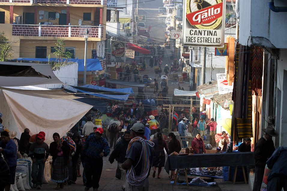 guatemala/chichi_road_view