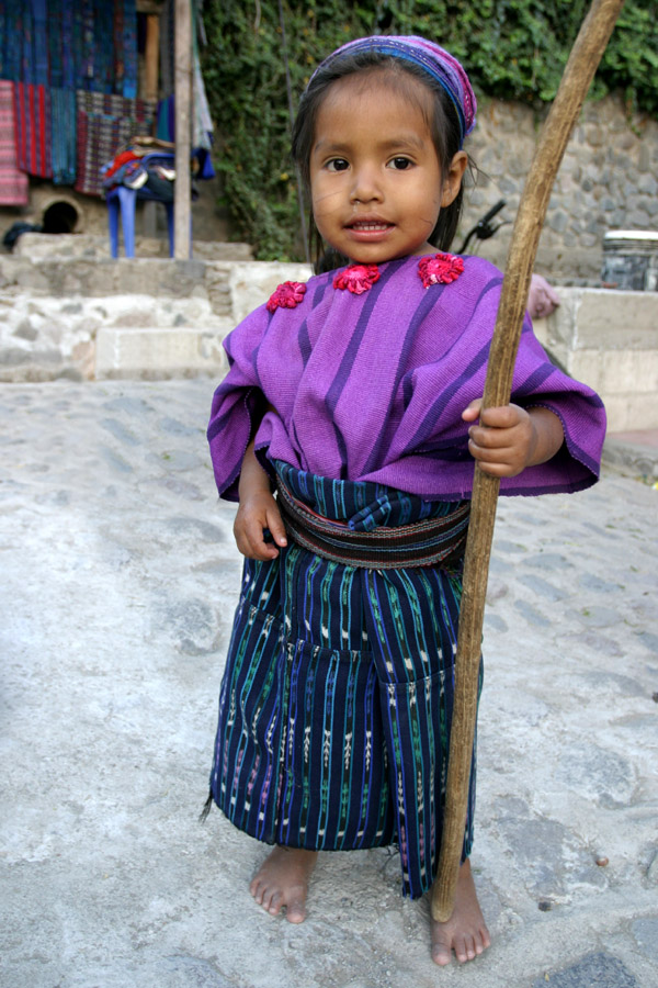 guatemala/santa_catarina_little_girl_vert