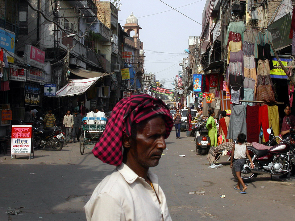 india/delhi_paharganj_man