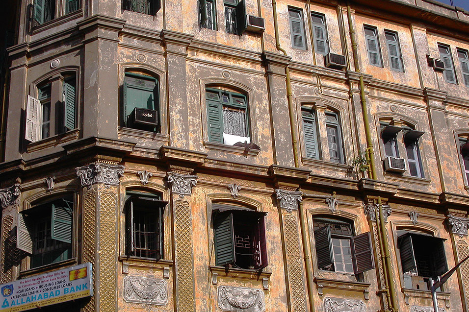 india/kolkata_building_windows