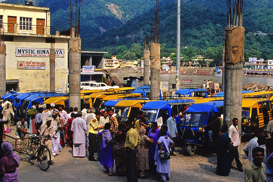 india/rishikesh_taxi_stand