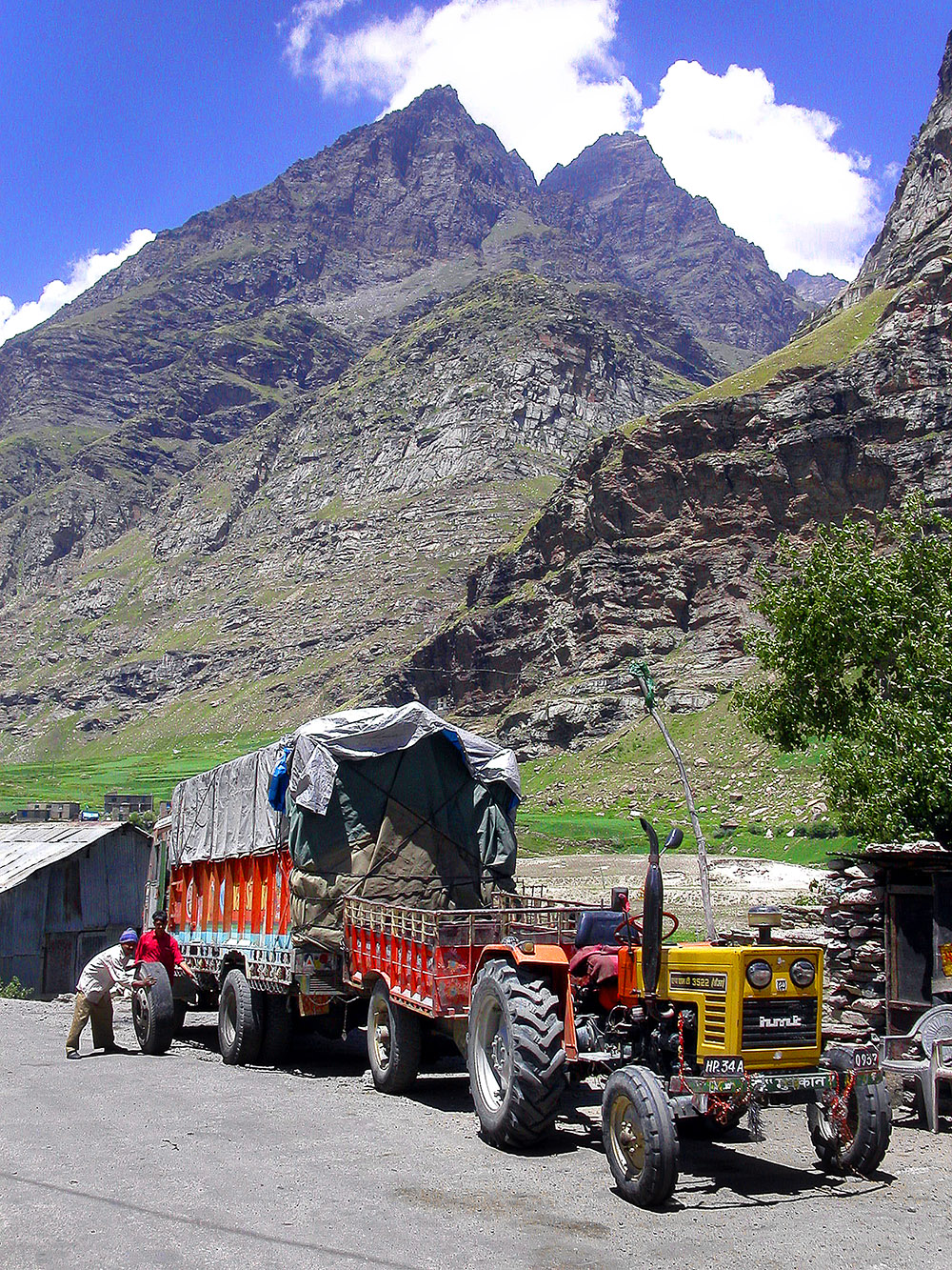 india/road_tractor