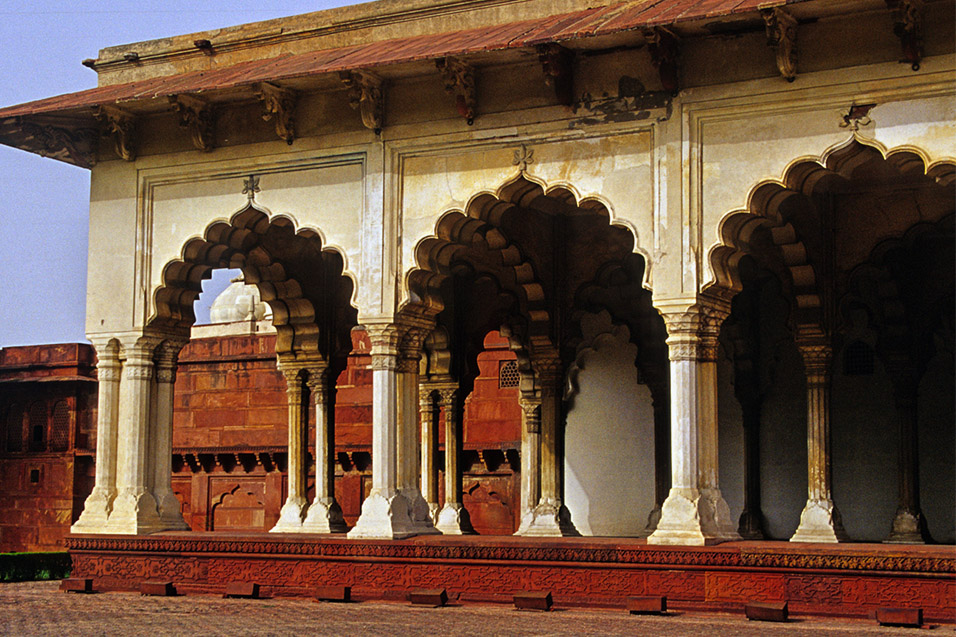 india/taj_side