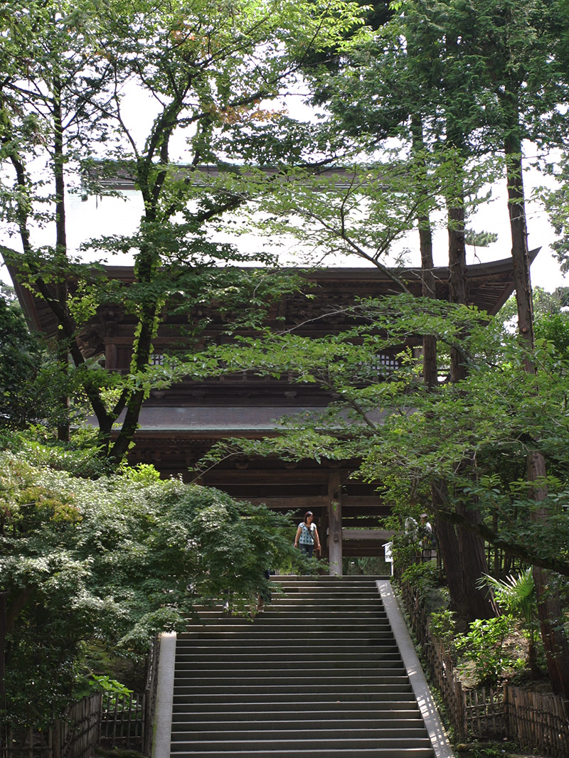 japan/2007/kamakura_temple_staris