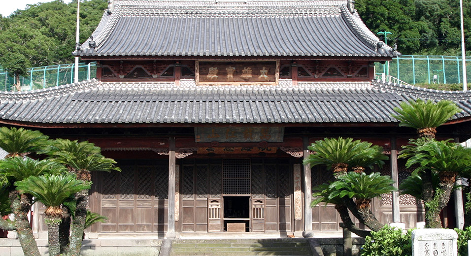 japan/2007/nagasaki_kofukuji_far