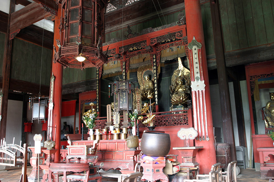 japan/2007/nagasaki_kofukuji_inside