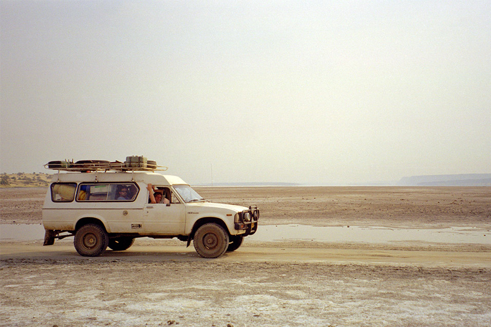 kenya/magadi_breakfast