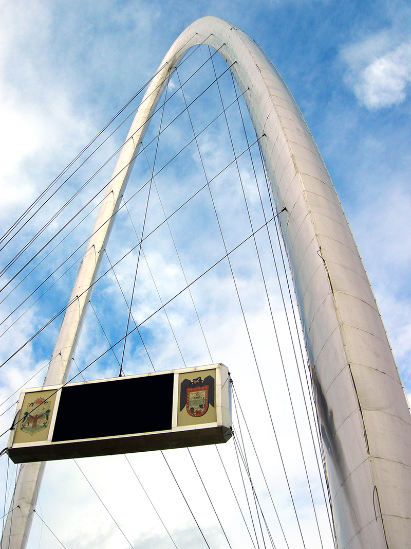 mexico/2008/tijuana_arch