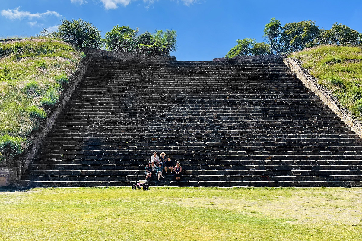 mexico/2022/ensenada_tamale_stand