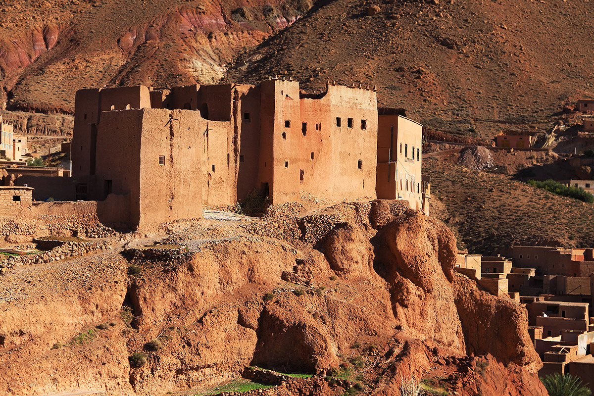 morocco/morocco_hillside_abandoned_casbah