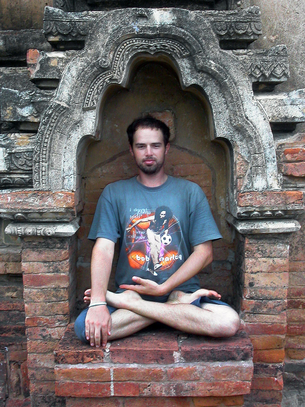 myanmar/bagan_brian_buddha