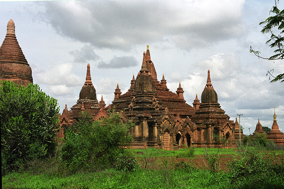 myanmar/bagan_temple_cluster