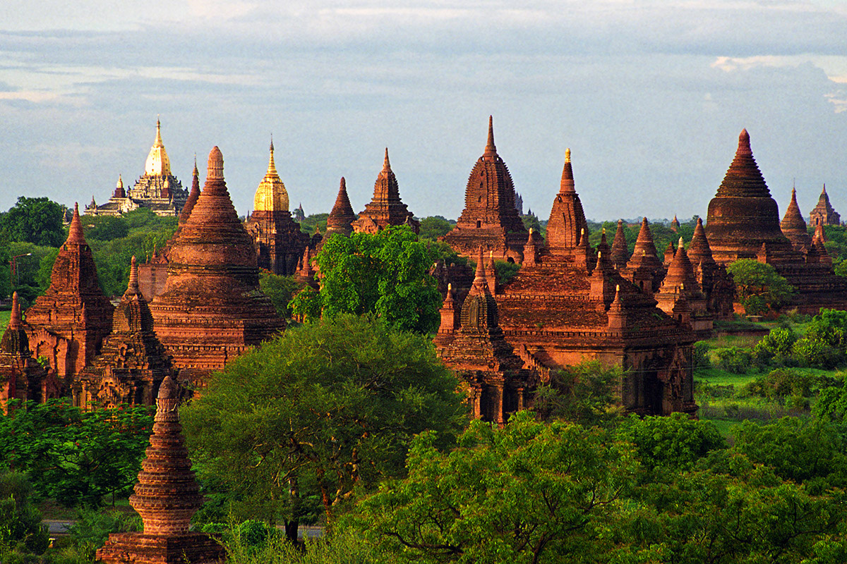 myanmar/bagan_temple_view_afternoon