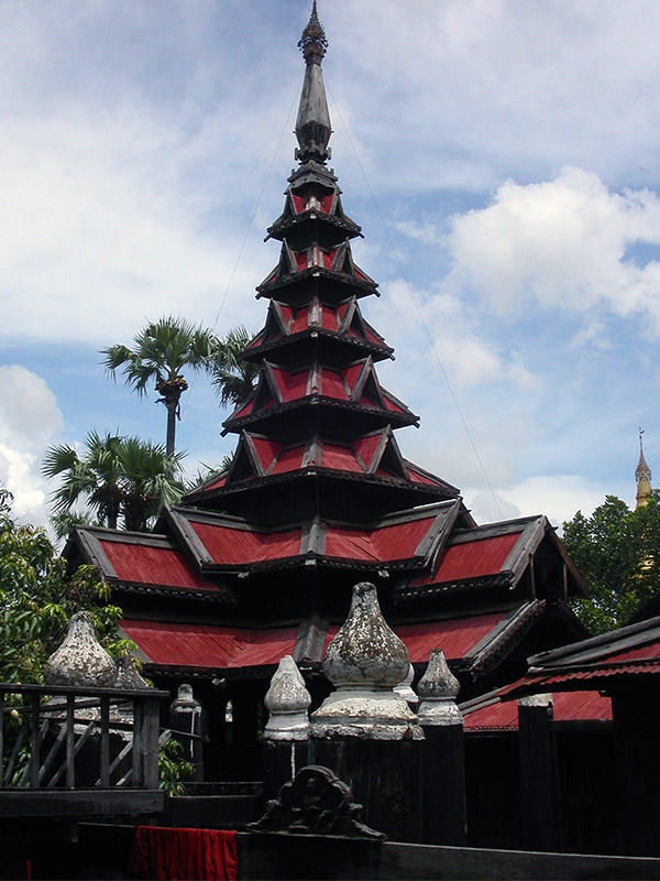 myanmar/inwa_bagaya_monastery