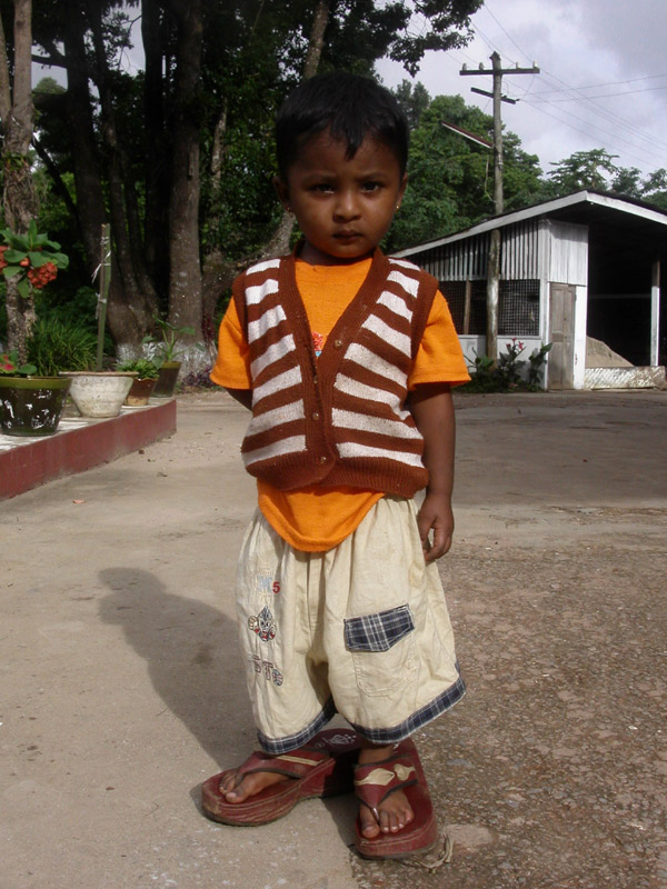 myanmar/pyin_u_lyn_child